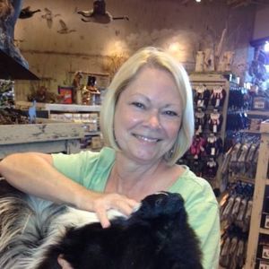 Meet your Posher, Joy